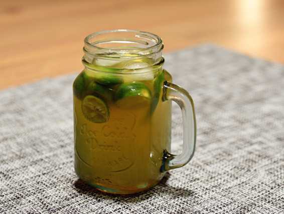 竹蔗茅根马蹄水3. 柠檬冬瓜露4.