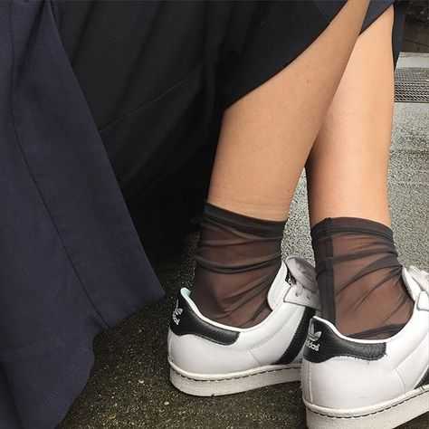 女生穿皮鞋或者低帮的鞋子,应该穿什么袜子?