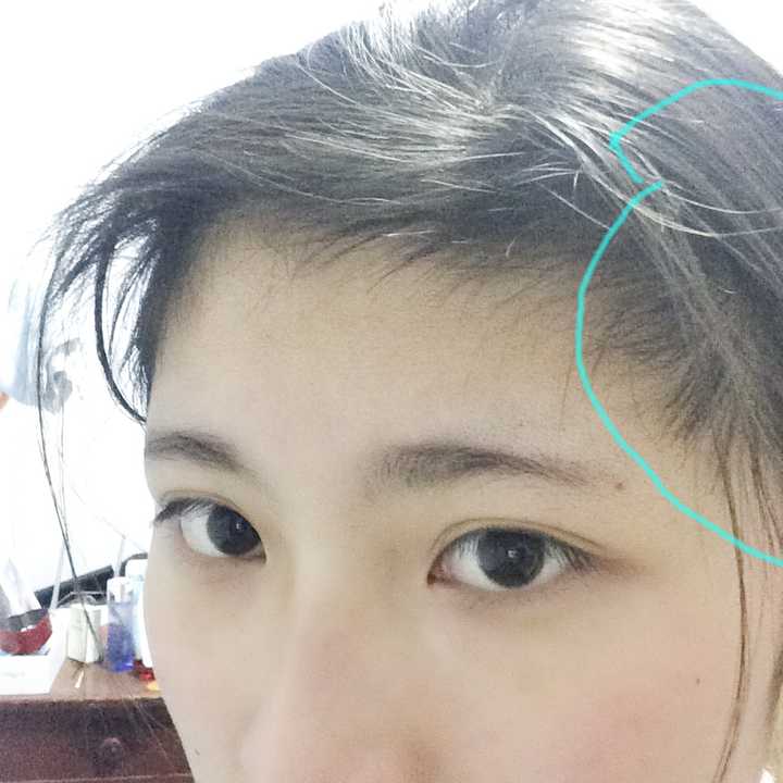 发际线太低,想自己往上刮一点,再用遮瑕粉一类的遮住毛孔,能不能行?