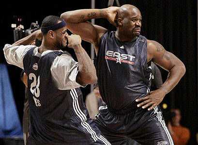 篮球中什么是联防?为什么 NBA 一度禁止联防