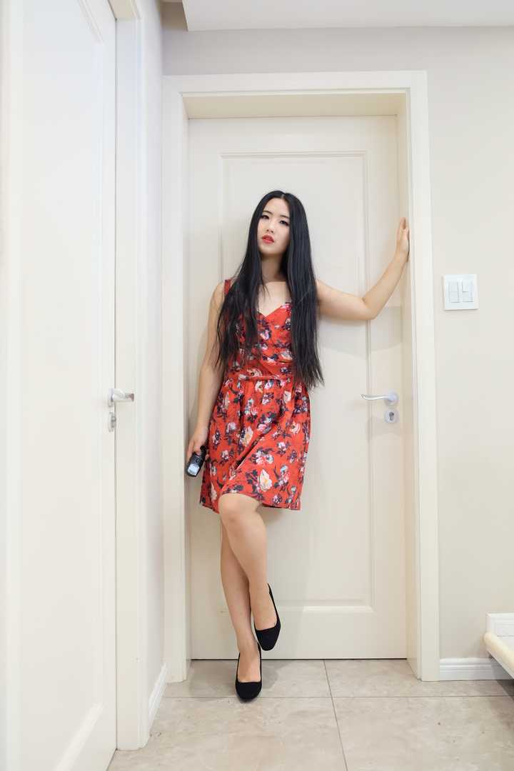 女生腿短粗,怎样穿搭才显高?