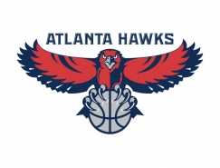 这赛季是老鹰队得分王,篮板王和盖帽王,身体素质一般但是比一般四号位