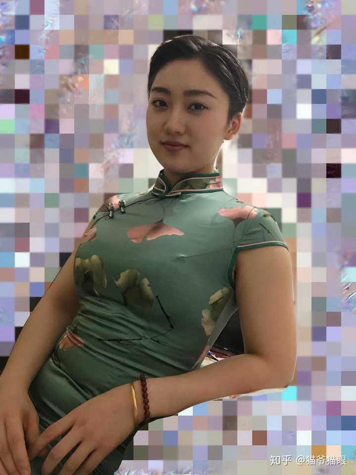 身材丰满型的女生穿旗袍不好看吗?