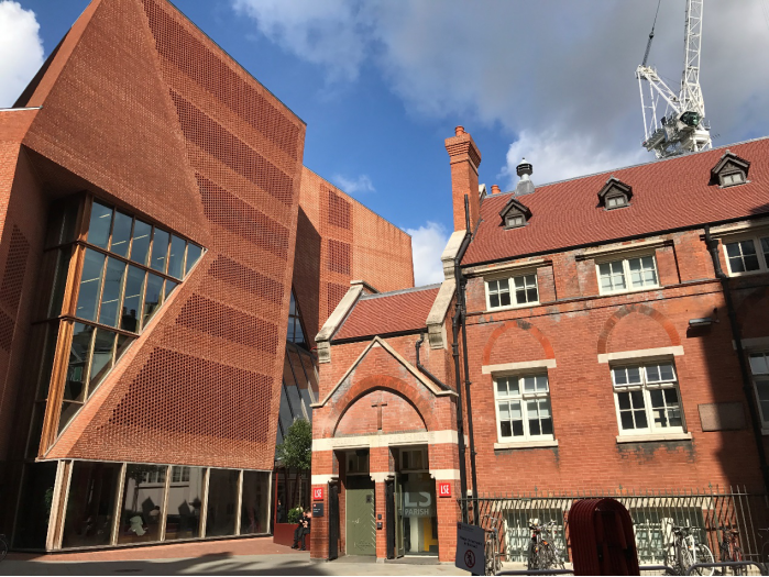 lse的教学楼就散落在伦敦市中心