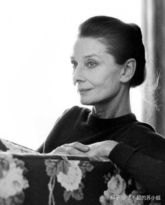 奥黛丽·赫本,图片来自网络,如有侵权,可联系删除