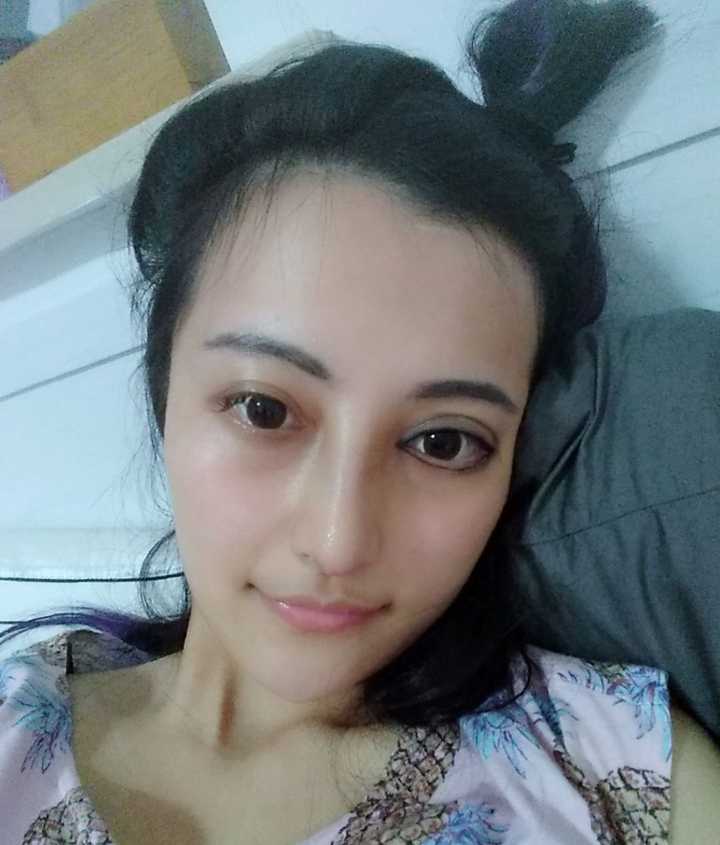 外国人觉得中国人眼睛多大才算大?