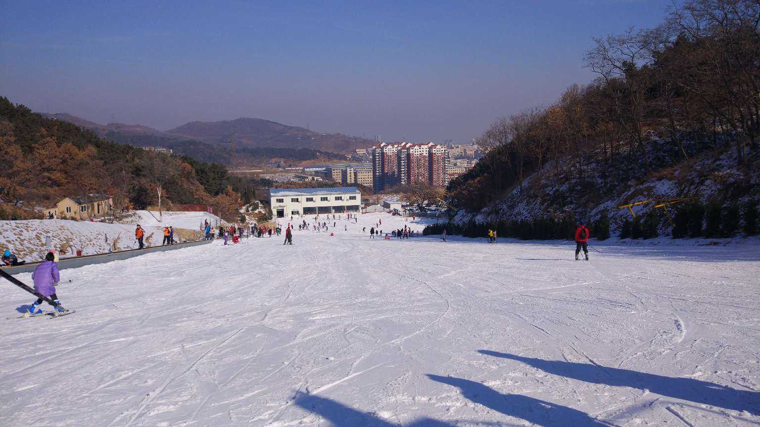 烟台勃朗滑雪场图片