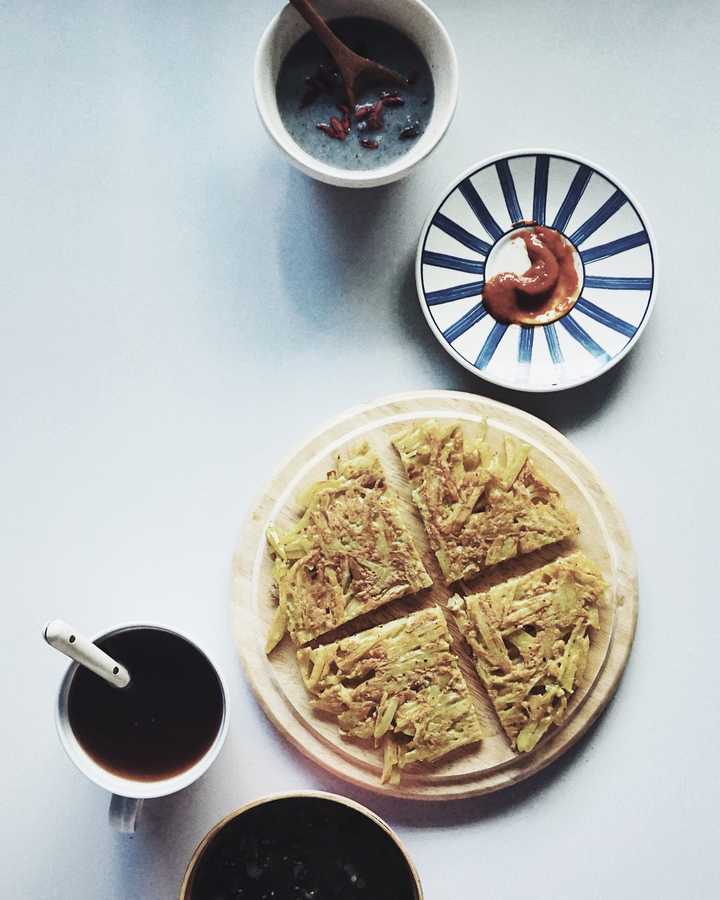 除了街边摊的豆浆油条稀饭包子，还有哪些好吃的中式早餐