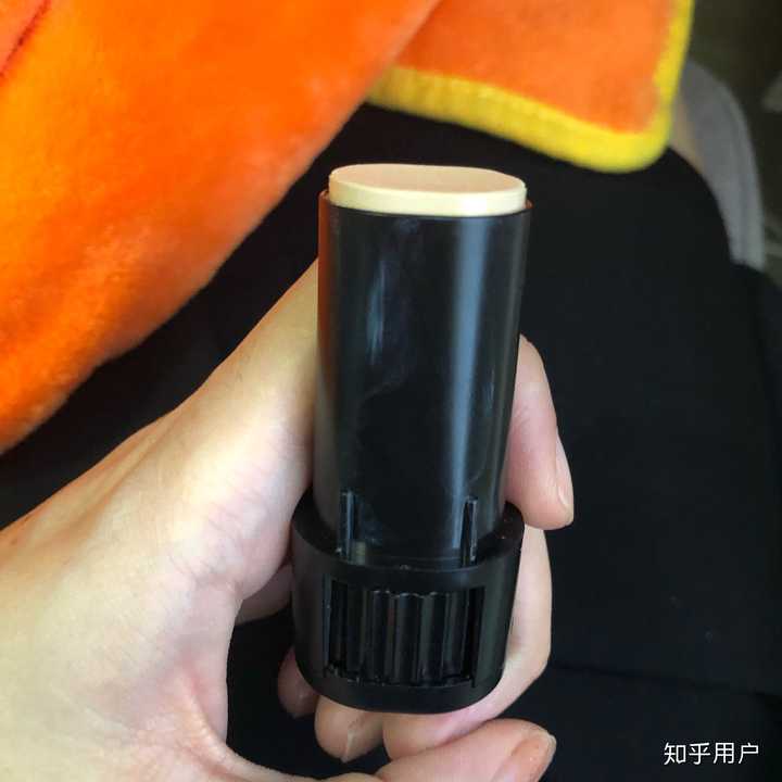 蜜丝佛陀粉条 轻薄 滋润  完美自然裸妆 秒杀我手上的dw mac 无暇