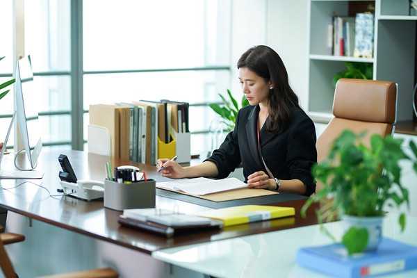 我们正年轻 - 知乎