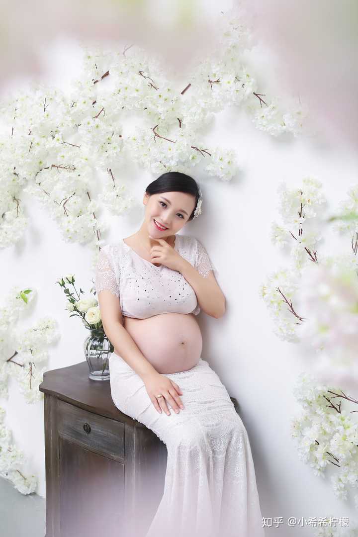 山下 美 月 妊娠