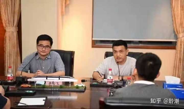 卢克文是何许人也，如何评价他？ - 知乎