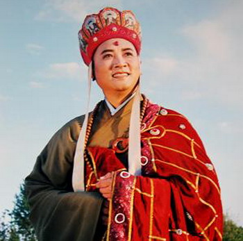 《西游记》里菩萨卖袈裟时说着这袈裟"不遇虎狼之穴",为什么唐僧取经