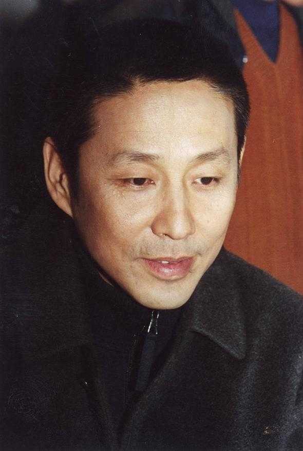 图片20查看更多简介影人:陈道明 / 袁立 / 陶泽如 / 董勇 / 陶红 / 温