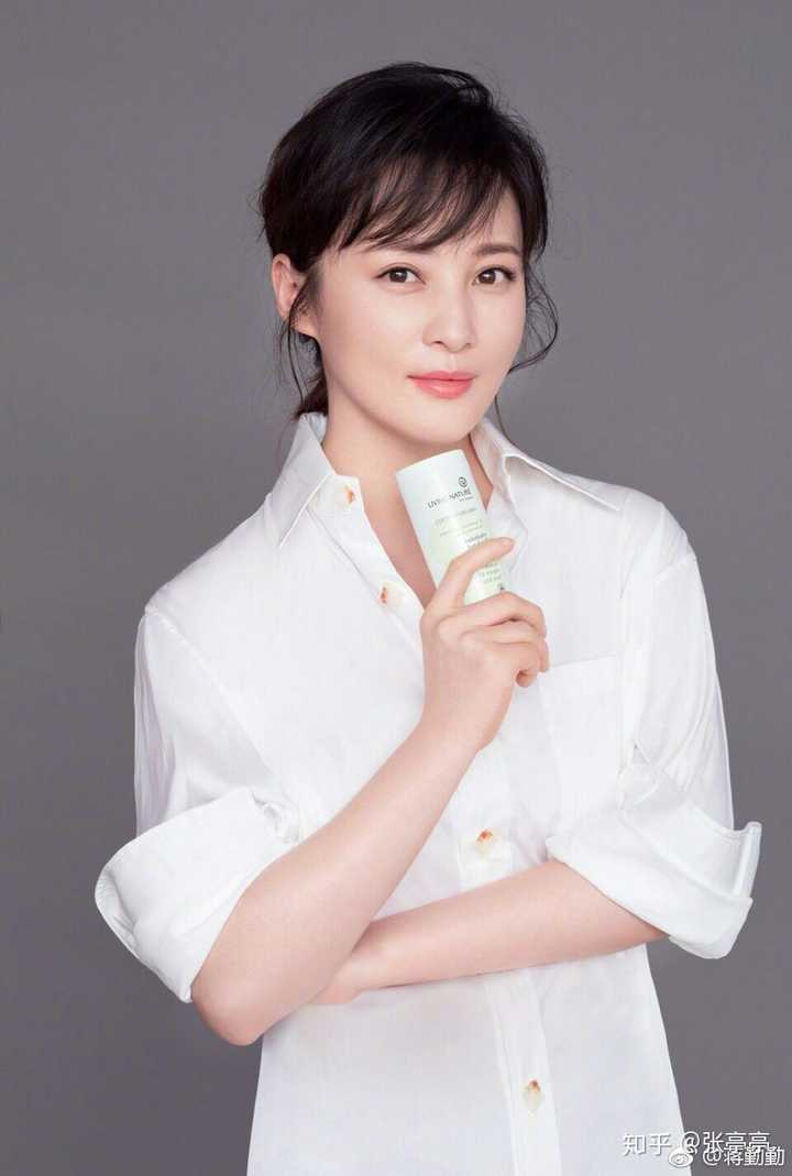 有哪些古装比现代装惊艳的人?