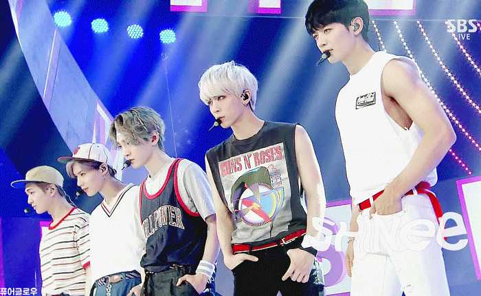 f(x) ()《4 walls (korean ver.)》https://c.y.qq.