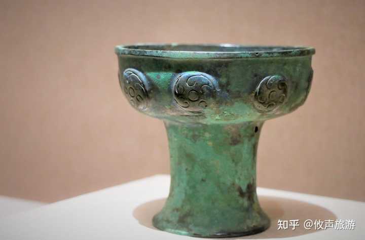 鼎、斝、簋、卣、觚、尊、鬲、爵……这些青铜器皿有什么区别? - 知乎