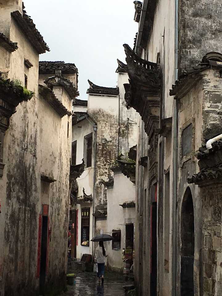 再去宏村竟然没有丝毫感觉   如果只是摄影不住的话  陶渊明故居是个