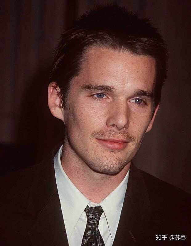 爸爸是伊桑霍克,妈妈是乌玛瑟曼,前段时间的怪奇物语第三季玛雅参演了