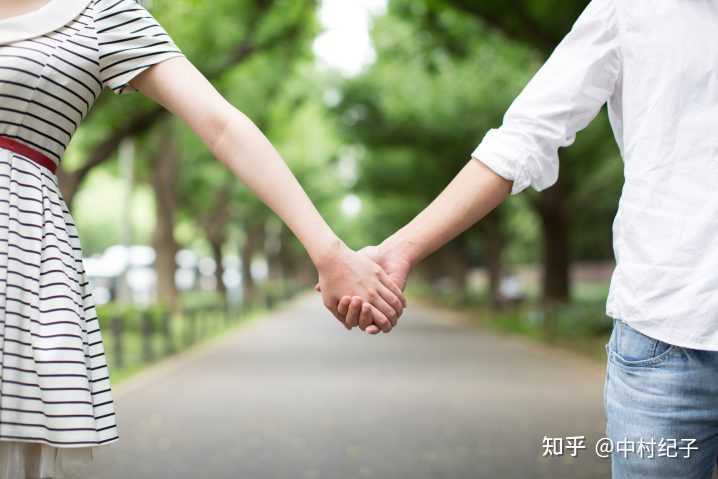 「繋ぐ」和「繋げる」的区别是什么? - 知乎