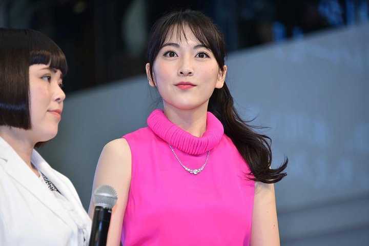 元木圣也 室井滋 铃木浩介 山崎树范 安座间美优 关惠美