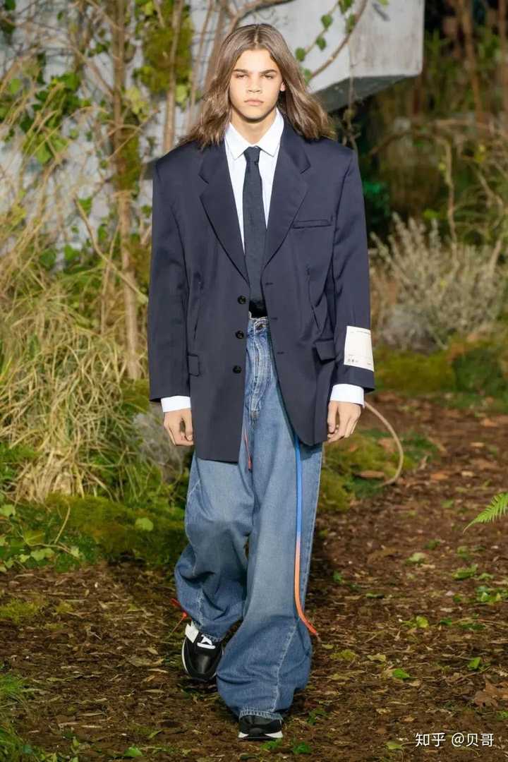 西装外套一不小心买大了应该怎么搭 知乎