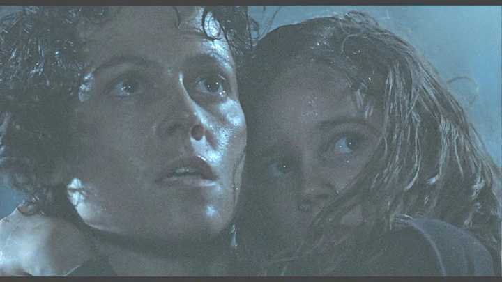 影人:西格妮·韦弗 / 迈克尔·比恩 / 比尔·帕克斯顿 / 凯莉·赫恩