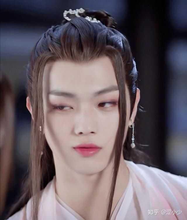 电视剧《从前有座灵剑山》中许凯的女装你觉得怎么样?