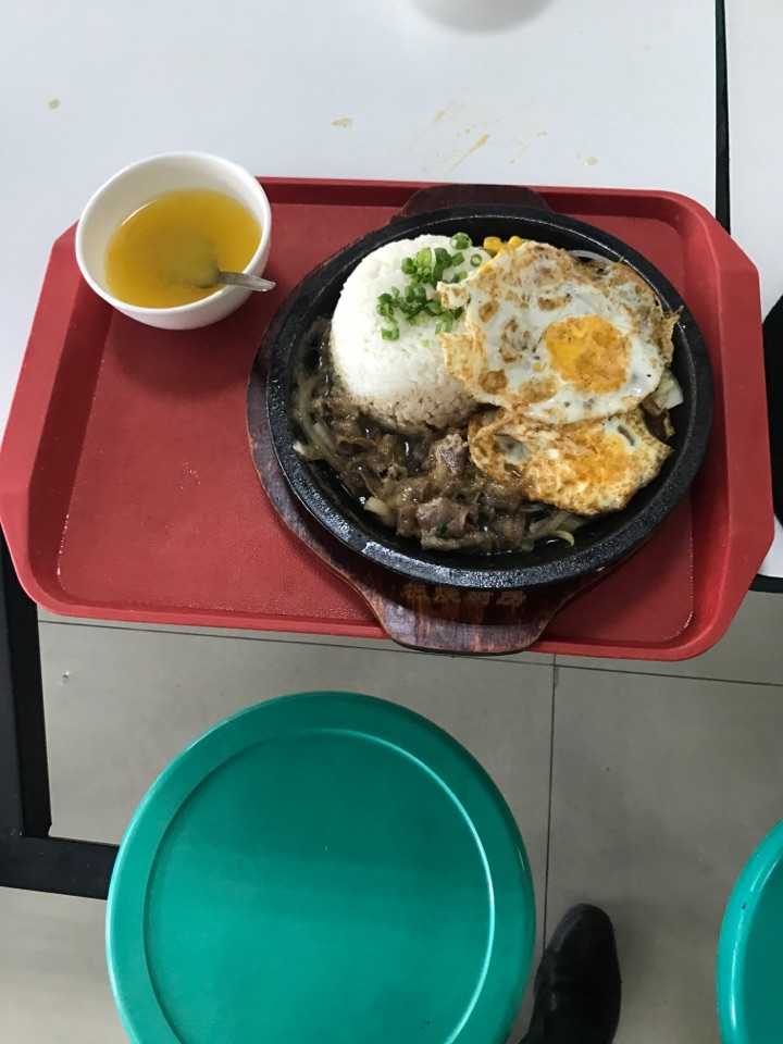 军校食堂伙食都长什么样?