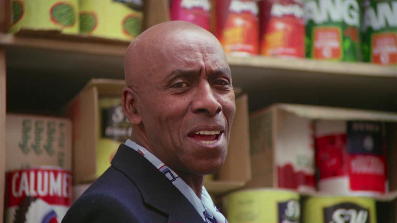 这也太多了吧……想到哪写哪吧:《闪灵》里的hallorannhallorann作为