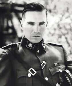 「这一首昭和维新之歌,献给所有的平成废物」