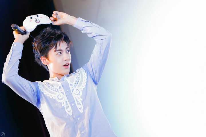 如何评价一年级中赵志伟