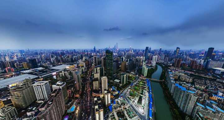 上海可以算全球最繁华城市之一吗 知乎
