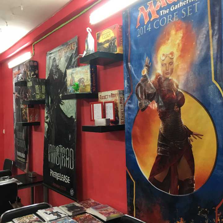 中国大陆哪些城市有像生活大爆炸里面斯图尔特的漫画店 卖模型手办周边那种 有的话 具体地址在哪里 知乎 中国大陆哪些城市有像生活大爆炸里面斯图尔特的漫画店 卖模型手办周边那种 有的话 具体地址在哪里 知乎