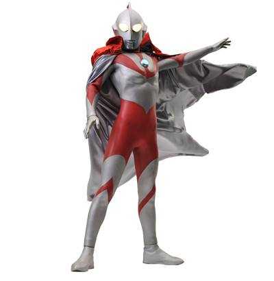 小时候一直认为奥特曼银色的部分是皮肤,红色的部分是衣服,所以这是