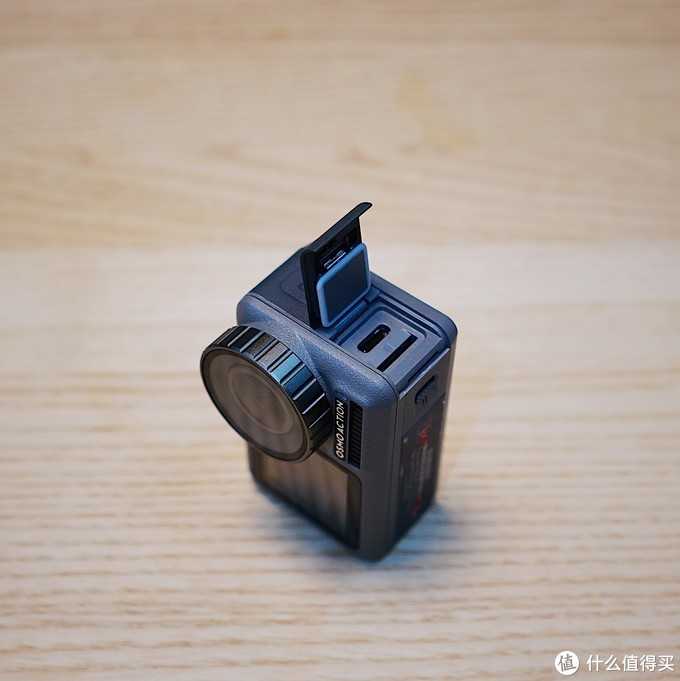 运动相机最值得买的配件 v2-2ae00b6d828523a6c28902f1d5fc024b_hd.jpg