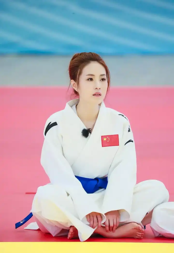 如何就《奇葩说》许吉如被淘汰一事理解"观众缘"问题?