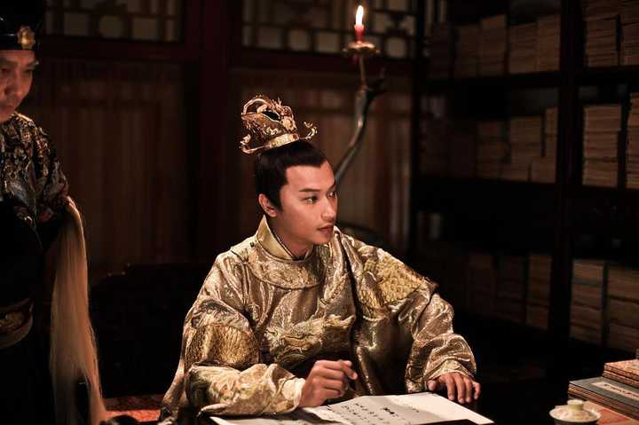 飞 / 梁家仁 / 徐少强 / 李国煌 / 毕畅 / 王小虎 / 刘晓光 / 孙一夫