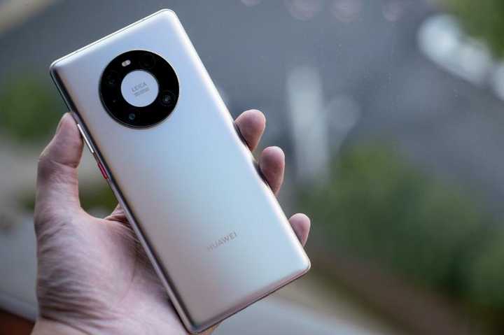 如何看待10月30日国内发布的华为mate40系列有哪些惊喜与遗憾