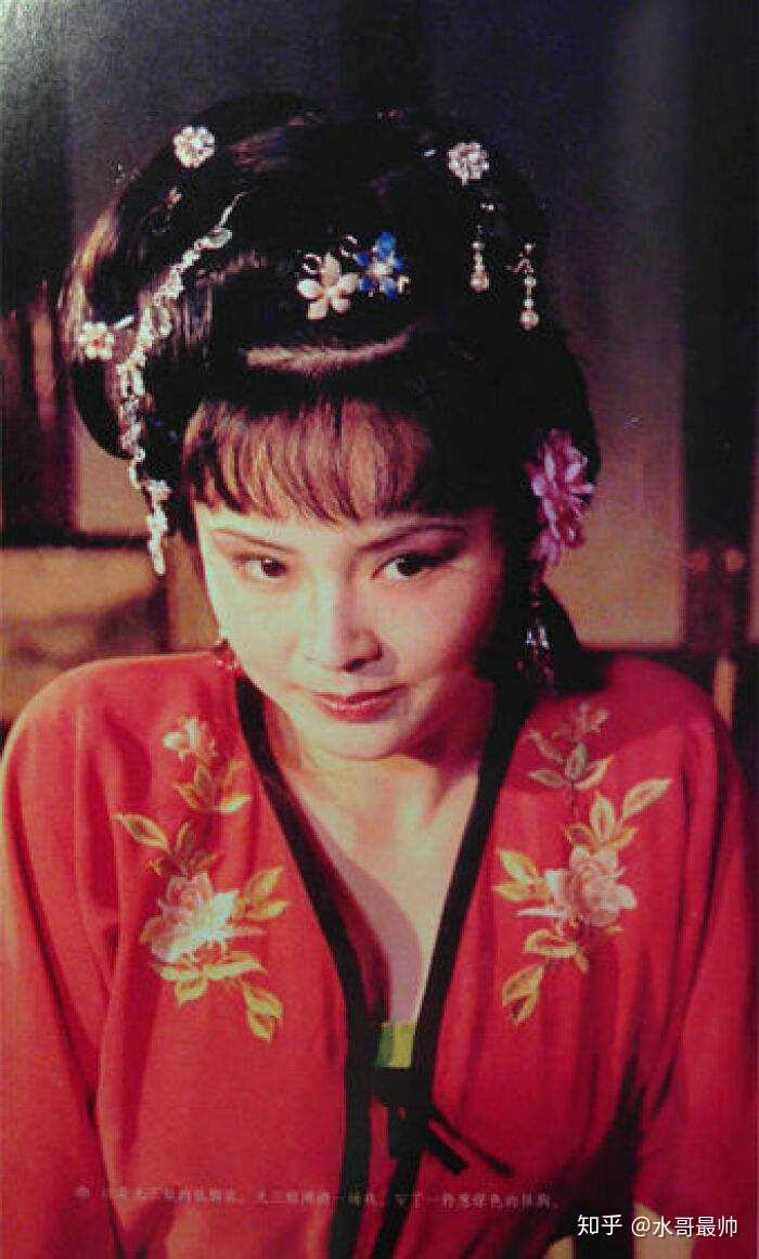 我非常喜欢尤三姐的性子,机敏灵巧,知道自己真正想要的是什么,也知道