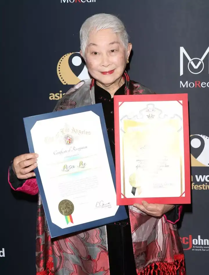 2018年,卢燕获亚洲世界电影节颁发的终生成就奖,摄影:michael tran