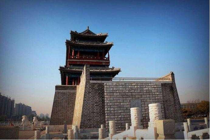 2004年重建的永定门城楼(没有箭楼和瓮城)