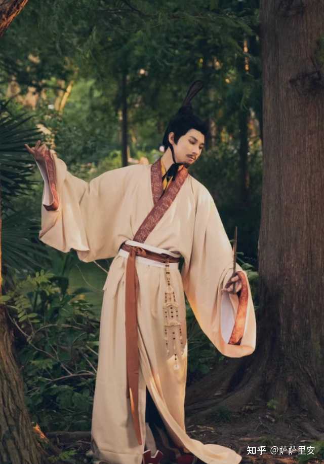曲裾、直裾、襦裙、半臂、袄裙、褙子、圆领袍、直裰、贴里……这些古代服饰名词分别是什么意思？ - 知乎
