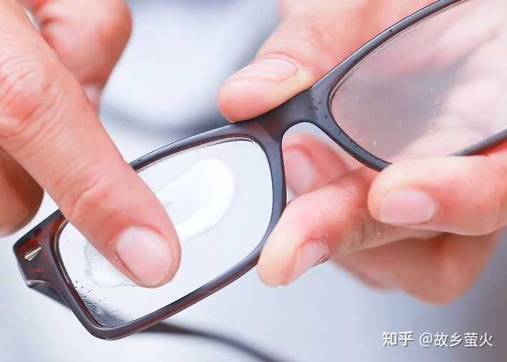 眼镜镜片被刮花了有修复办法吗 知乎