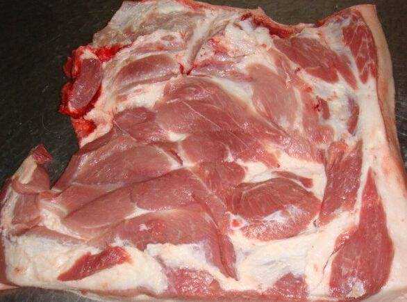 10斤猪肉上称照片图片