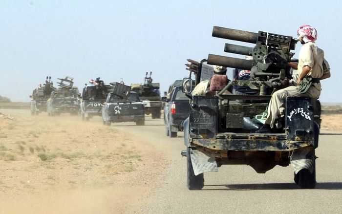 搭载火箭炮的武装皮卡,这种车辆在近些年的中东表现抢眼