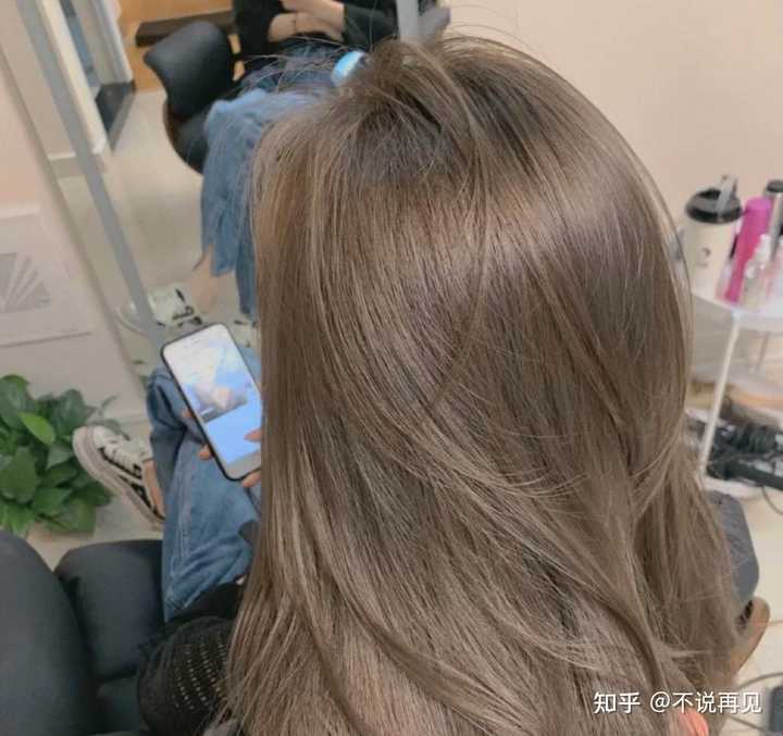 黑发第一次染发什么发色比较好 知乎