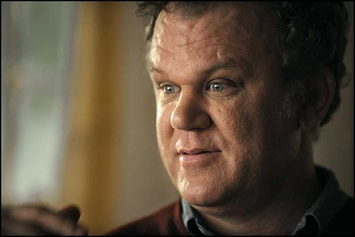 (导演)剧情概要:平凡的一天,名叫扎克利和伊森的小男孩在某公园内发生