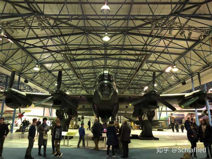 德国有科技,苏联有资源,两边的有效人口(指的是本土人口,不是英国法国