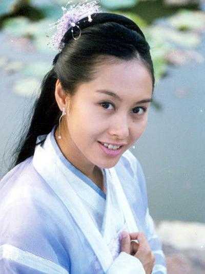 刘思彤 / 李倩 / 郑毓芝 / 于震 / 马雅舒 / 张志超 / 夏竹欣